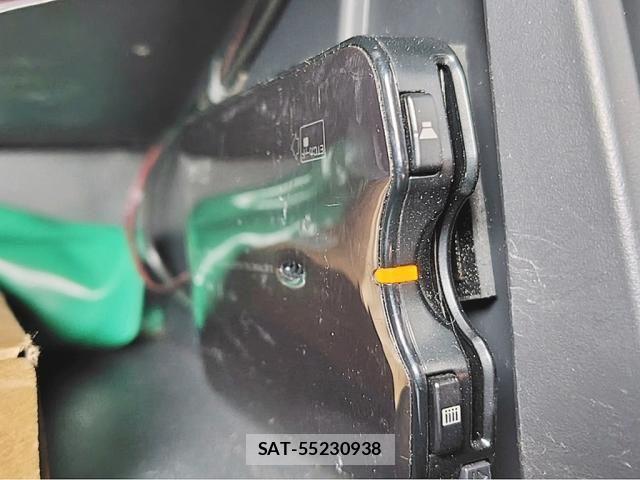 Daihatsu HIJET TRUCK 2014-12 7724016-28