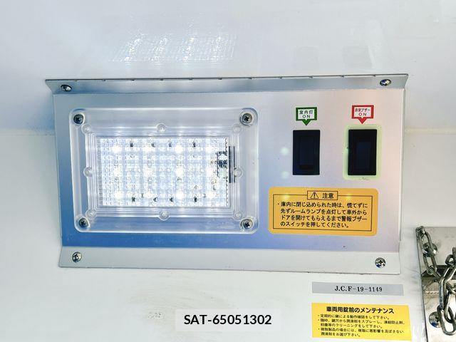 Daihatsu HIJET TRUCK 2022-01 7724001-17