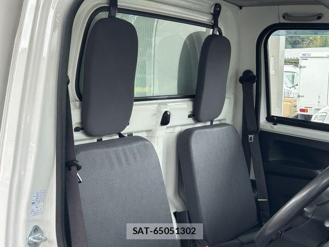 Daihatsu HIJET TRUCK 2022-01 7724001-20
