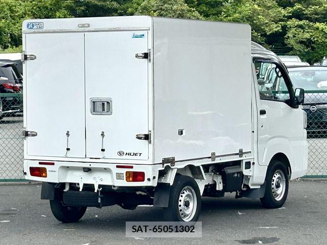 Daihatsu HIJET TRUCK 2022-01 7724001-2