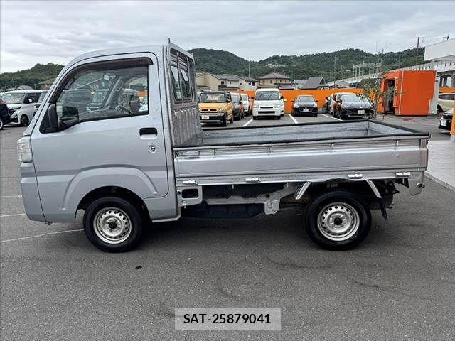 Daihatsu HIJET TRUCK 2018-06 7724017-11