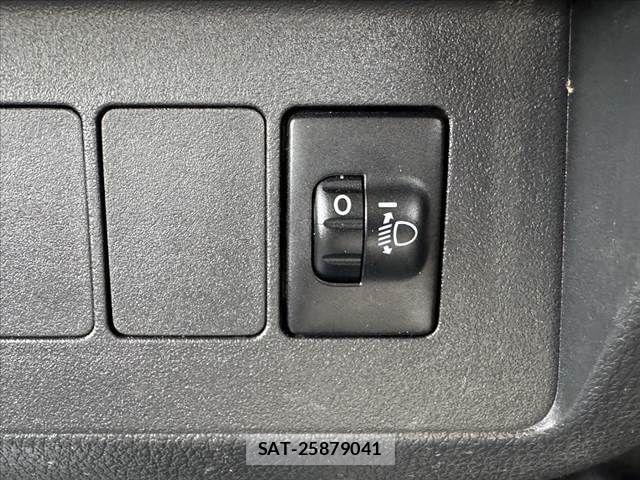 Daihatsu HIJET TRUCK 2018-06 7724017-17