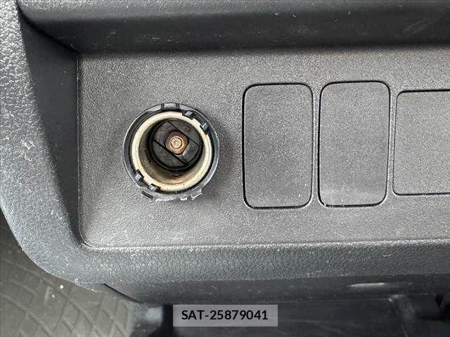 Daihatsu HIJET TRUCK 2018-06 7724017-18