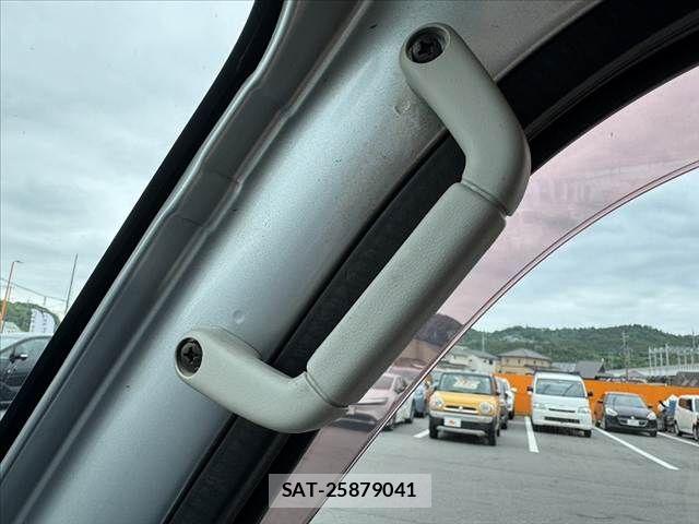 Daihatsu HIJET TRUCK 2018-06 7724017-24