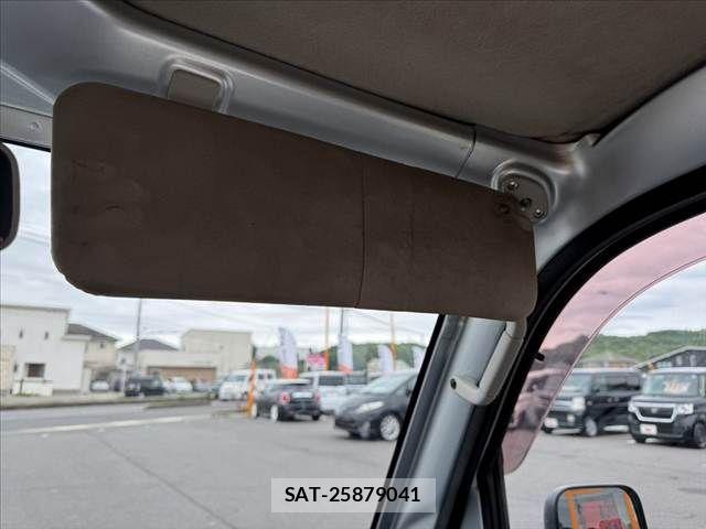 Daihatsu HIJET TRUCK 2018-06 7724017-25