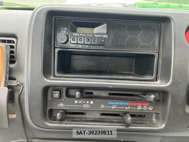 Daihatsu HIJET TRUCK 2011-06 7724024-18