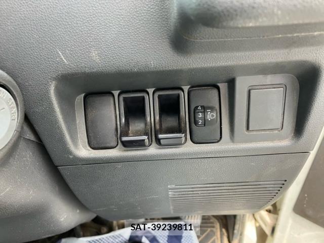 Daihatsu HIJET TRUCK 2011-06 7724024-19