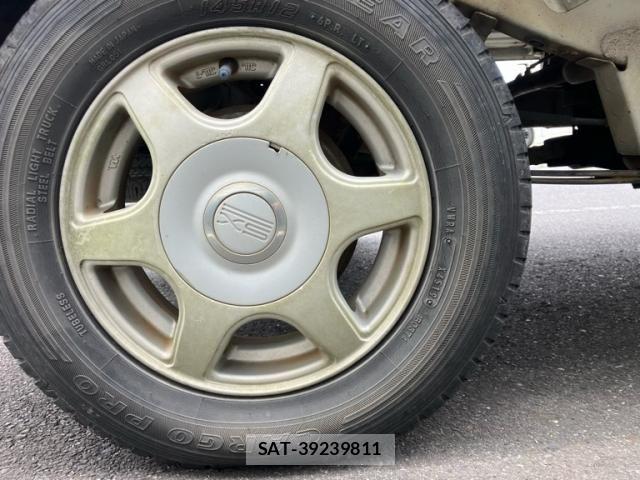 Daihatsu HIJET TRUCK 2011-06 7724024-7