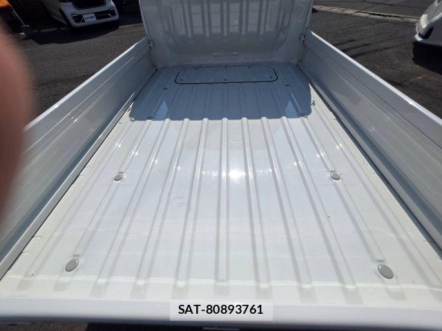 Daihatsu HIJET TRUCK 2025-04 7785500-17