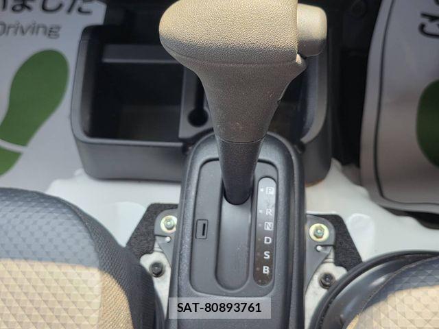 Daihatsu HIJET TRUCK 2025-04 7785500-26