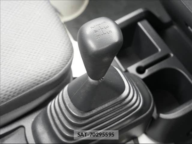 Daihatsu HIJET TRUCK 2015-11 7785492-8
