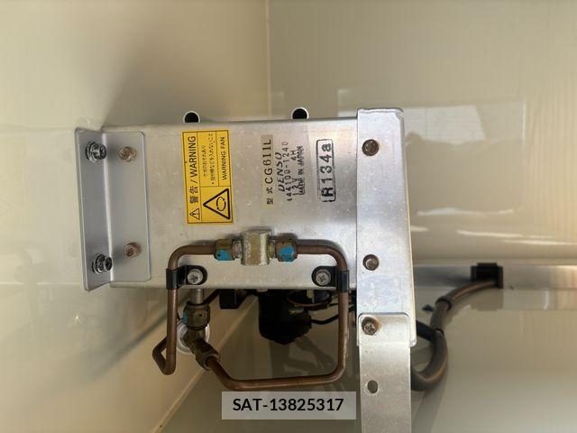 Daihatsu HIJET TRUCK 2006-05 7785493-5