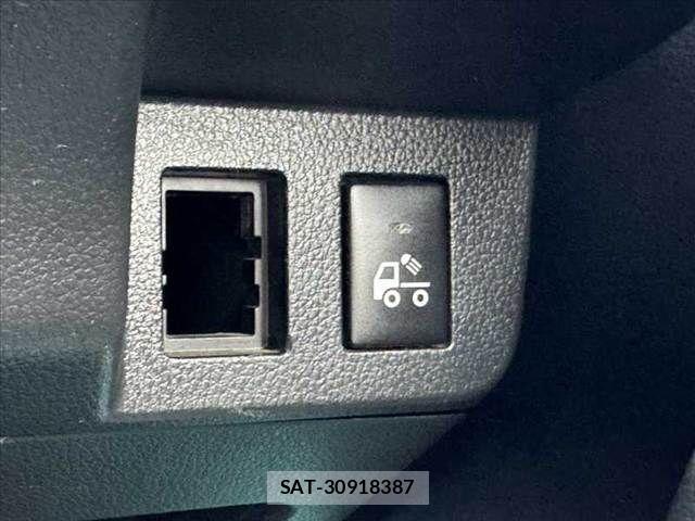 Daihatsu HIJET TRUCK 2020-06 7876800-23