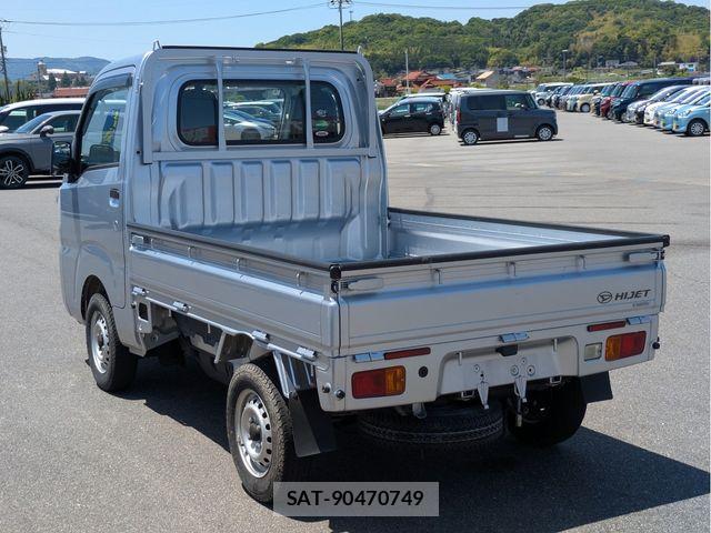 Daihatsu HIJET TRUCK 2018-04 7876801-2