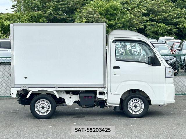 Daihatsu HIJET TRUCK 2022-02 7902705-9