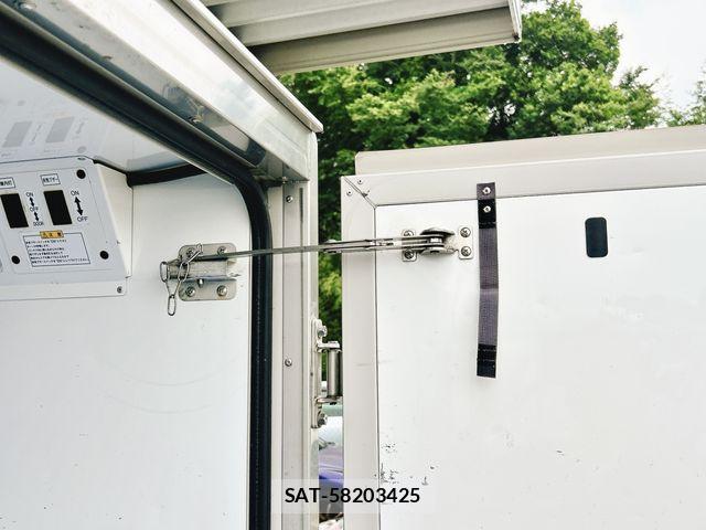Daihatsu HIJET TRUCK 2022-02 7902705-18