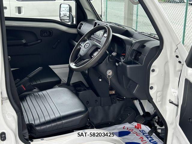 Daihatsu HIJET TRUCK 2022-02 7902705-1