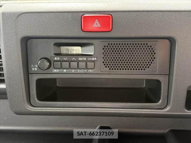 Daihatsu HIJET TRUCK 2016-05 7979441-3