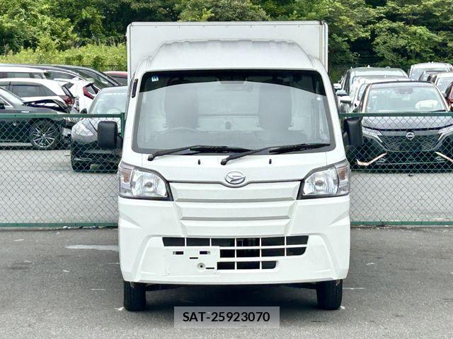 Daihatsu HIJET TRUCK 2021-12 8035918-4