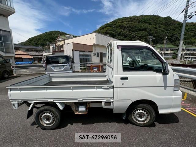 Daihatsu HIJET TRUCK 2008-09 8035932-3