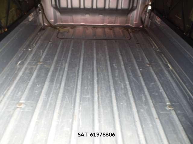 Daihatsu HIJET TRUCK 2018-05 8035930-11