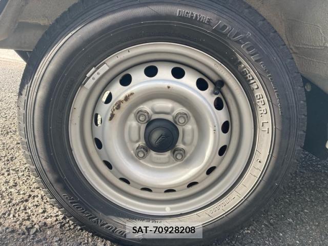 Daihatsu HIJET TRUCK 2016-06 8035931-9