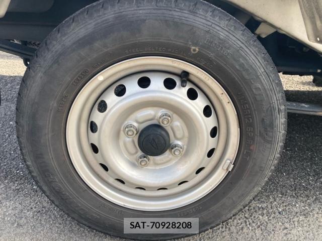 Daihatsu HIJET TRUCK 2016-06 8035931-7