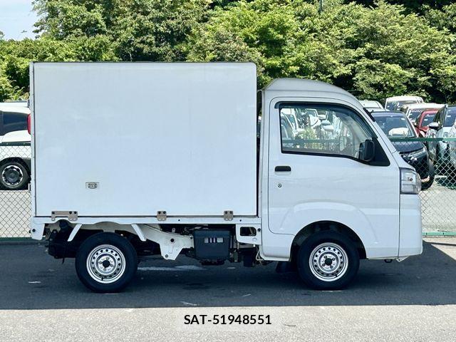 Daihatsu HIJET TRUCK 2019-04 8073991-9