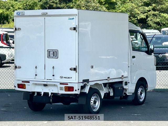 Daihatsu HIJET TRUCK 2019-04 8073991-2