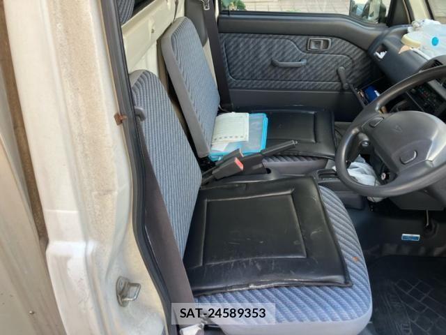 Daihatsu HIJET TRUCK 2002-01 8158554-10