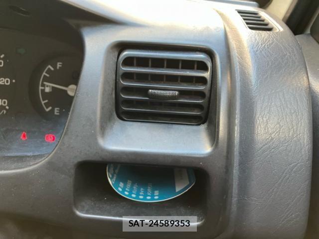 Daihatsu HIJET TRUCK 2002-01 8158554-12