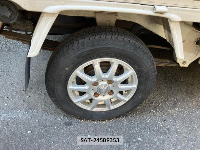 Daihatsu HIJET TRUCK 2002-01 8158554-5