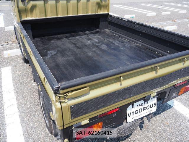 Daihatsu HIJET TRUCK 2022-02 8207830-24