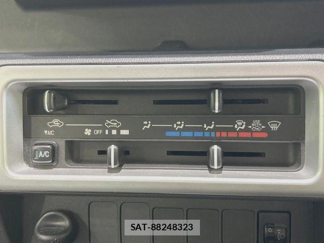 Daihatsu HIJET TRUCK 2016-12 8207832-4