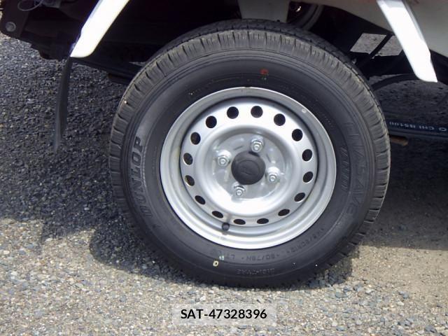 Daihatsu HIJET TRUCK 2022-04 8230302-17