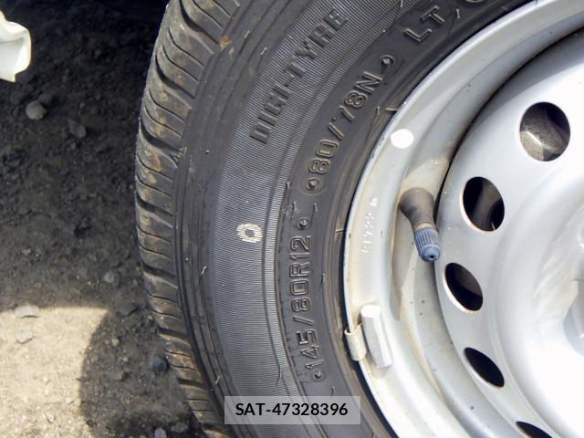 Daihatsu HIJET TRUCK 2022-04 8230302-18