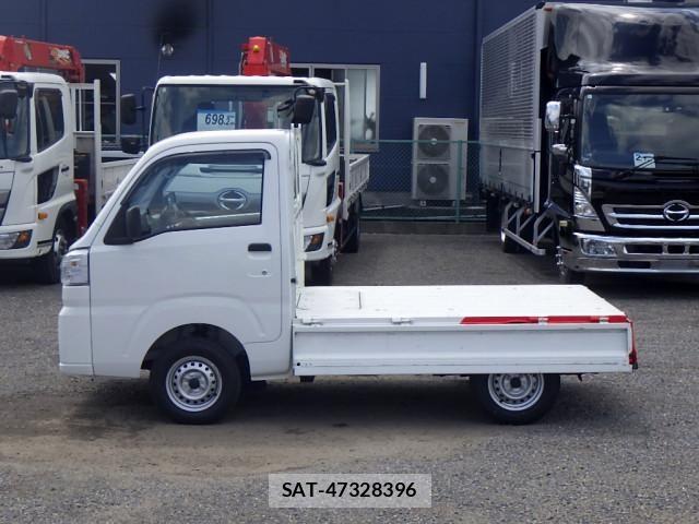 Daihatsu HIJET TRUCK 2022-04 8230302-27
