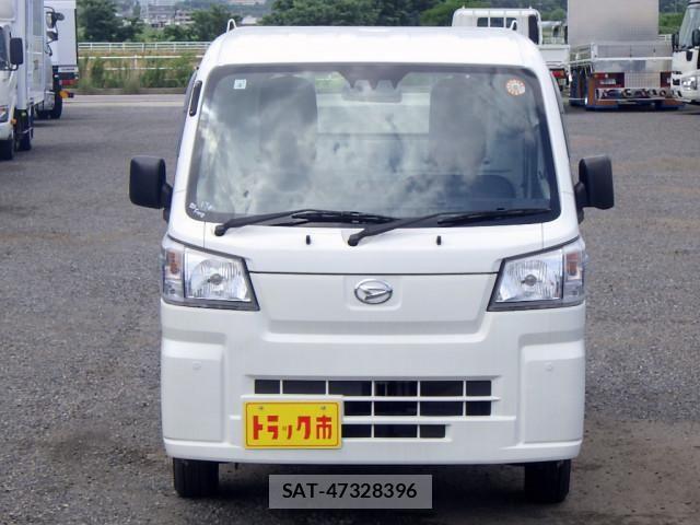 Daihatsu HIJET TRUCK 2022-04 8230302-2