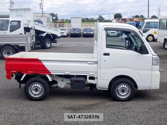 Daihatsu HIJET TRUCK 2022-04 8230302-4