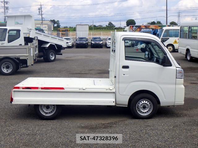 Daihatsu HIJET TRUCK 2022-04 8230302-6
