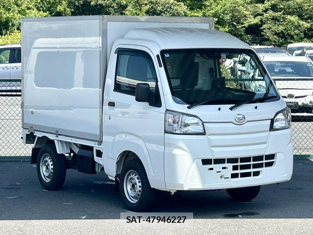 Daihatsu HIJET TRUCK 2021-05 8245397-0