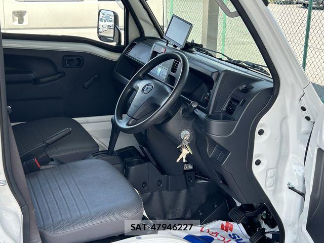 Daihatsu HIJET TRUCK 2021-05 8245397-1
