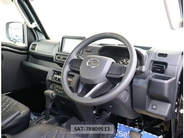 Daihatsu HIJET TRUCK 2025-06 8336143-24