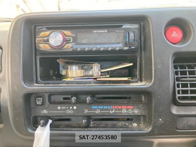 Daihatsu HIJET TRUCK 2011-12 8354625-19