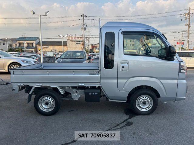 Daihatsu HIJET TRUCK 2022-10 8354623-16