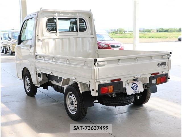 Daihatsu HIJET TRUCK 2026-04 8354624-18