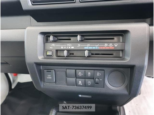 Daihatsu HIJET TRUCK 2026-04 8354624-8