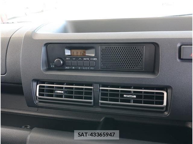 Daihatsu HIJET TRUCK 2026-04 8354622-2