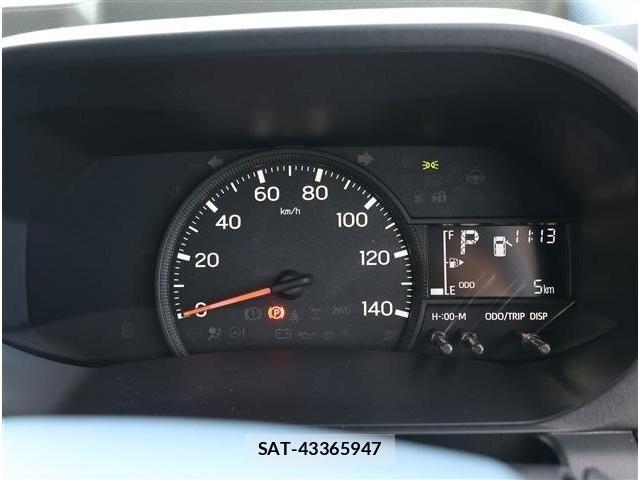 Daihatsu HIJET TRUCK 2026-04 8354622-5