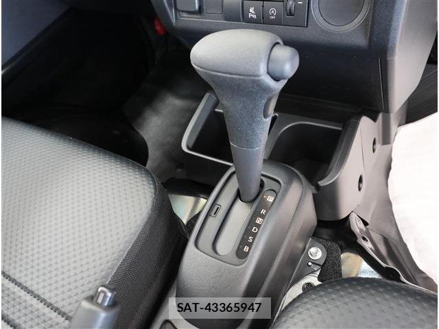Daihatsu HIJET TRUCK 2026-04 8354622-7